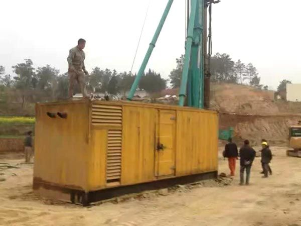 中阳如何判断水冷式机油散热器密封件是否需要更换？